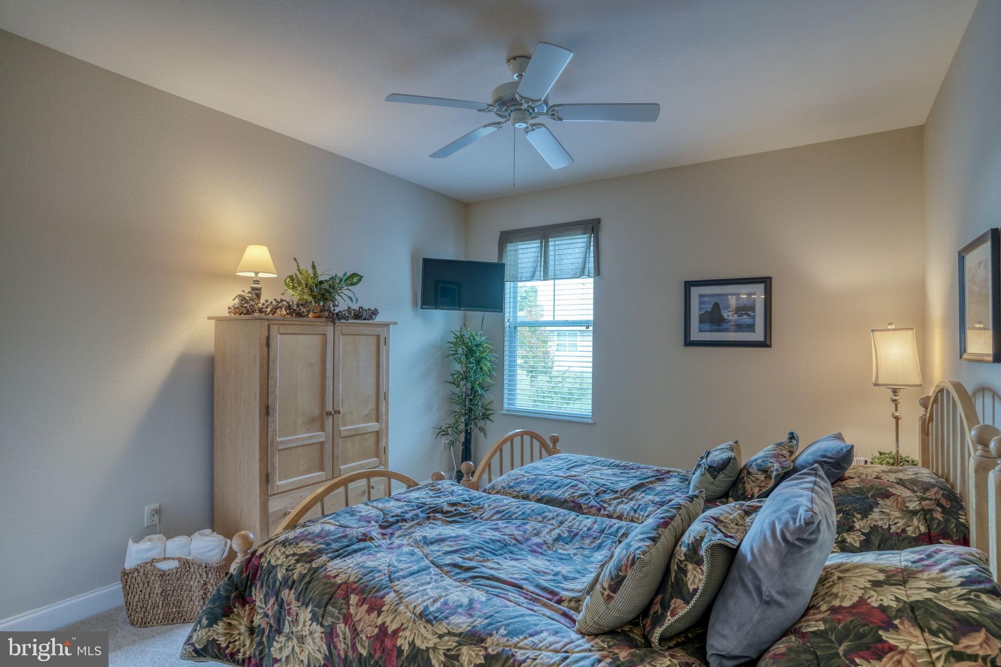 REFUGE AT DIRICKSON CREEK - Residential