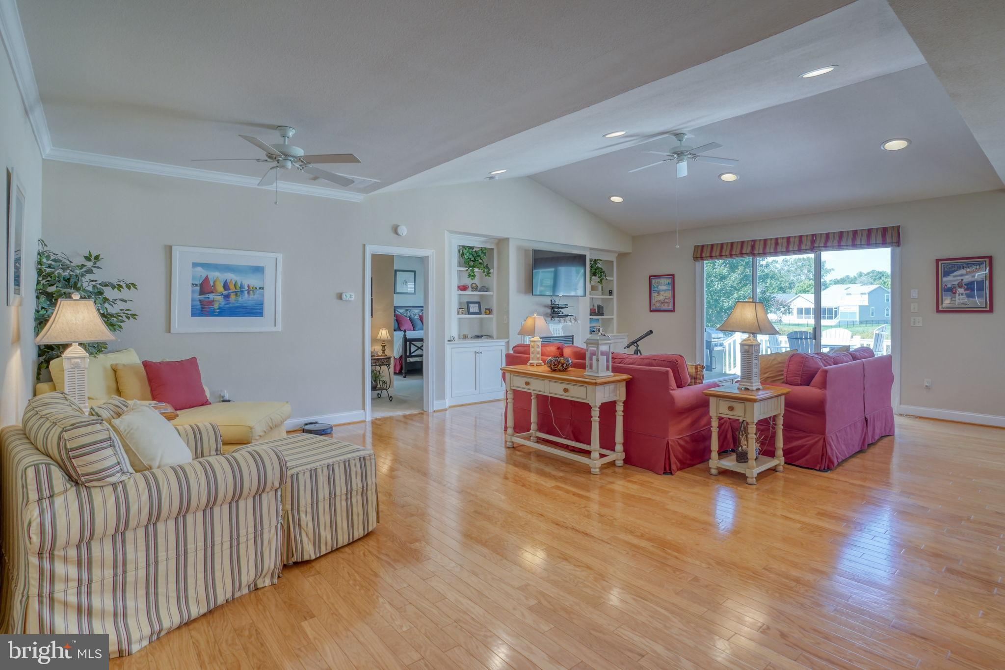 REFUGE AT DIRICKSON CREEK - Residential