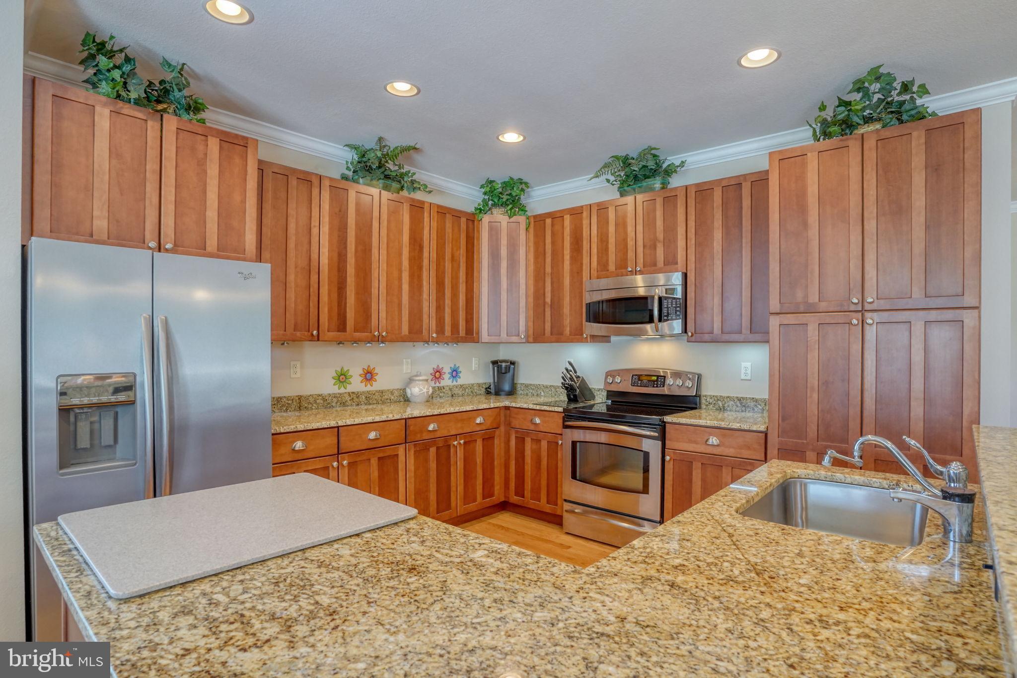 REFUGE AT DIRICKSON CREEK - Residential