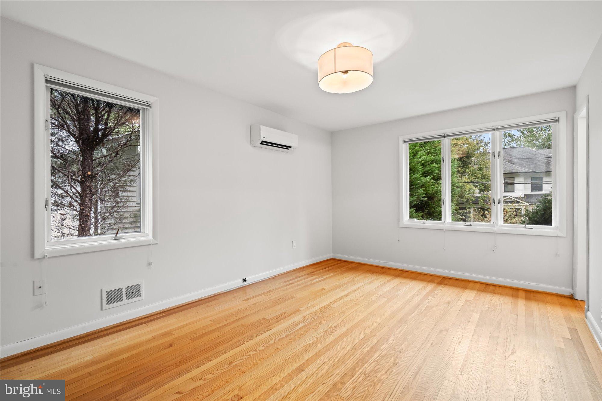 SOMERSET HEIGHTS - Residential