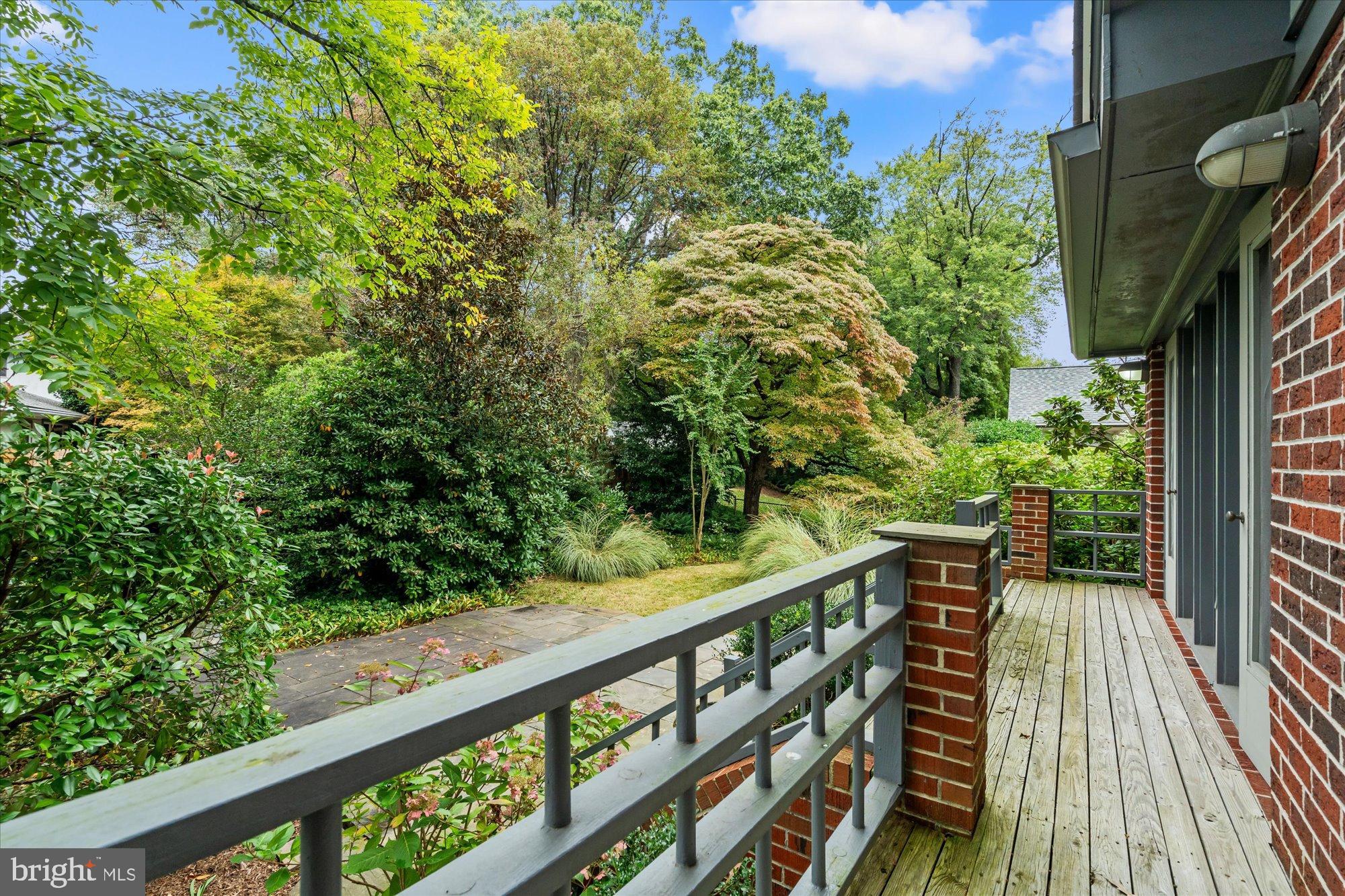 SOMERSET HEIGHTS - Residential