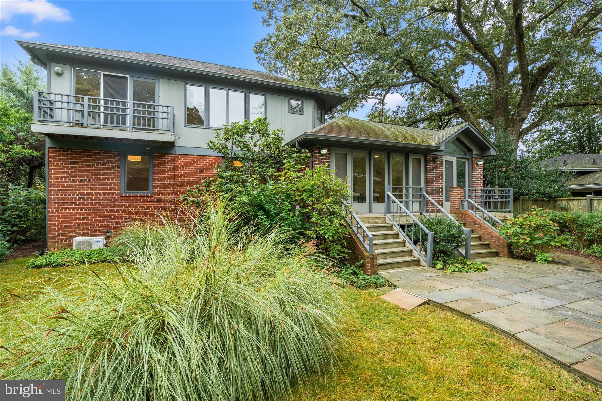 SOMERSET HEIGHTS - Residential