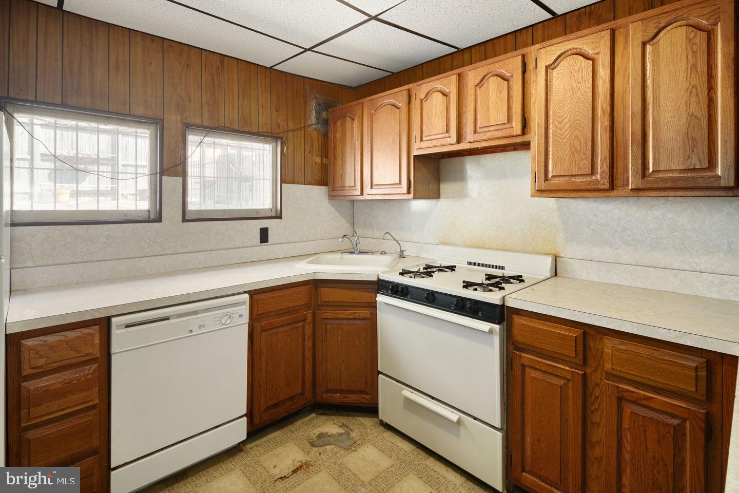 ART MUSEUM AREA - Residential