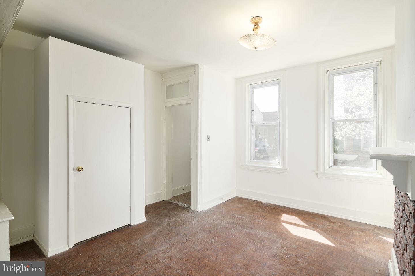 ART MUSEUM AREA - Residential