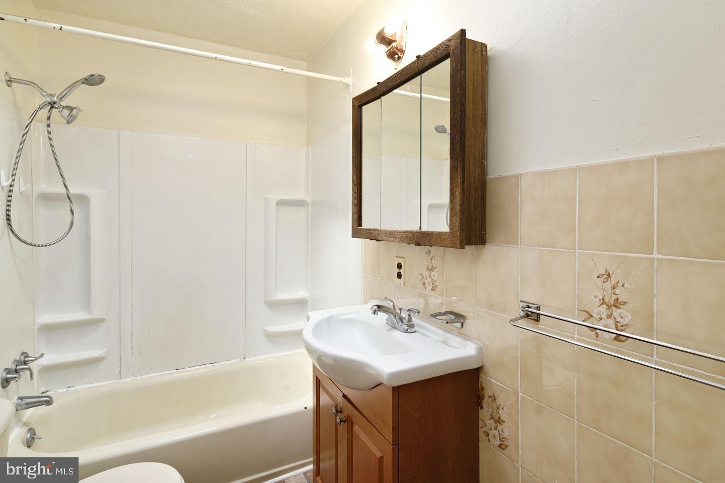 ART MUSEUM AREA - Residential