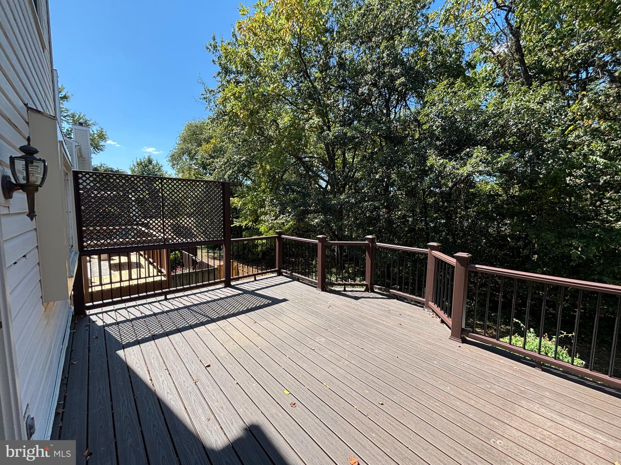 ASHBURN FARM - Residential Lease