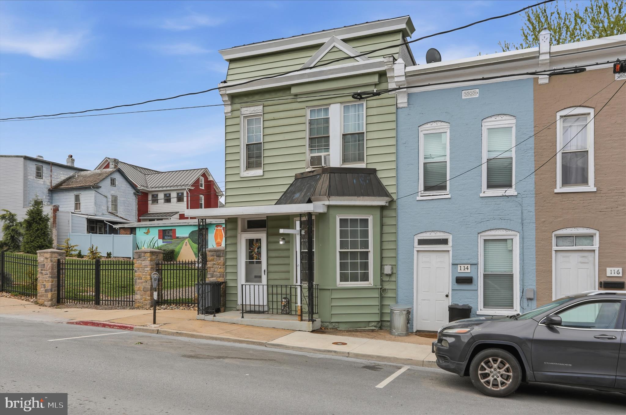 112 N CONOCOCHEAGUE STREET