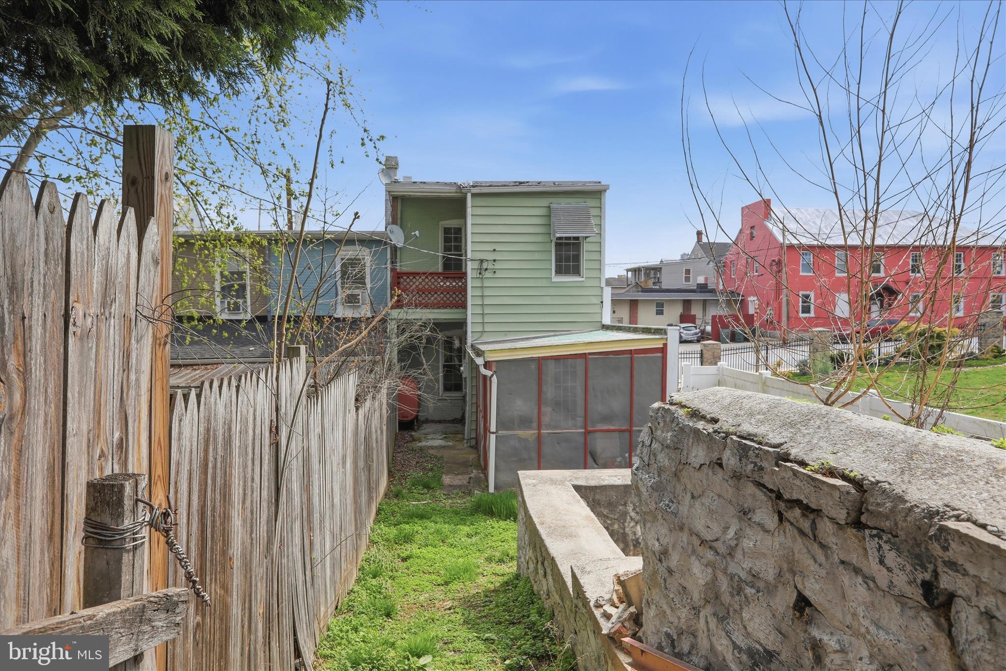 WILLIAMSPORT - Residential