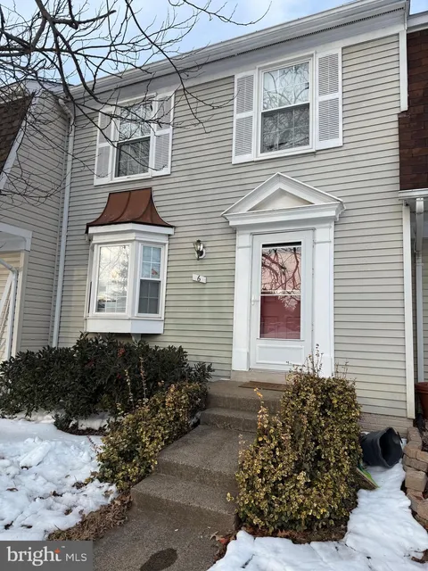 6 Southall Court, Sterling, VA MLS: VALO2115178