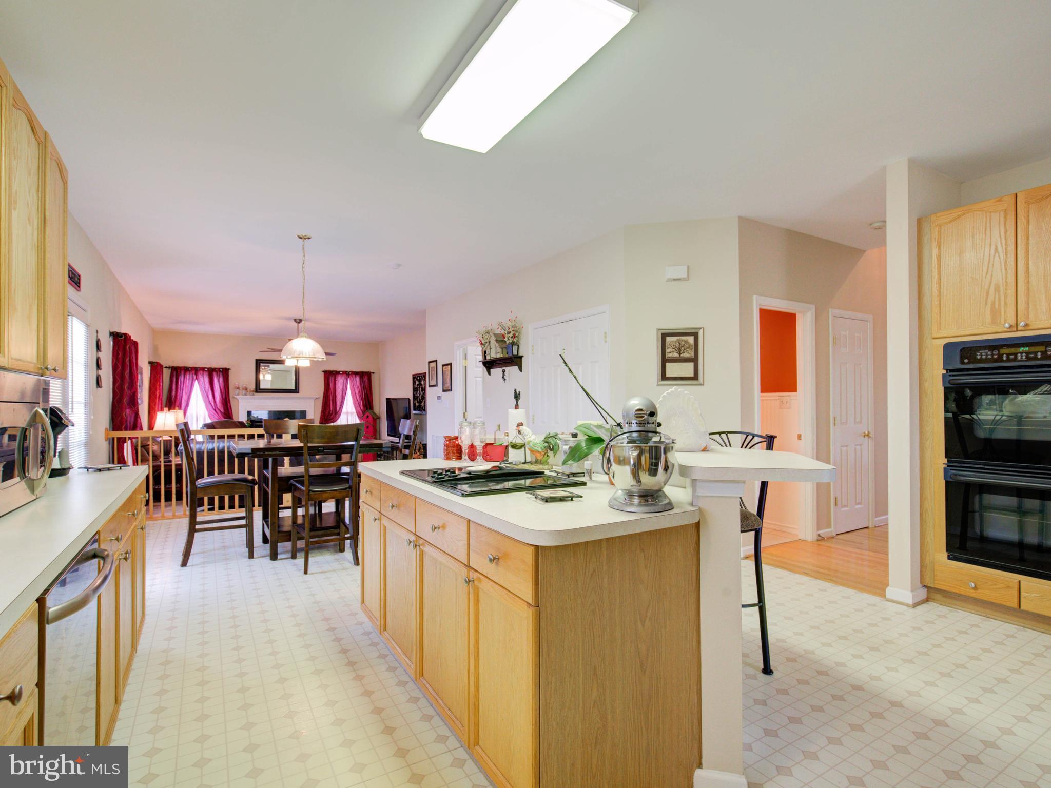 SPRUCE HILL ESTATES - Residential