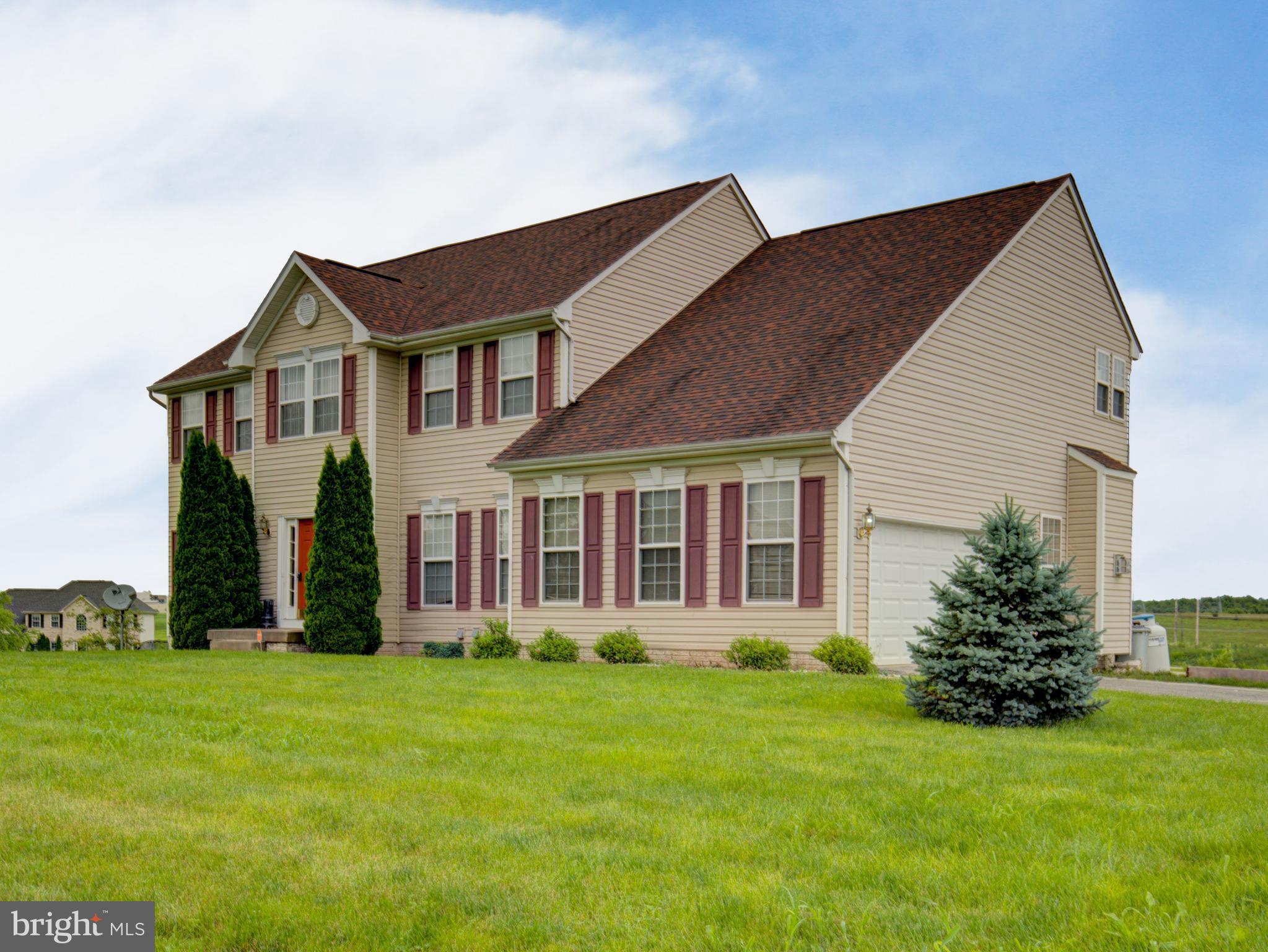 SPRUCE HILL ESTATES - Residential
