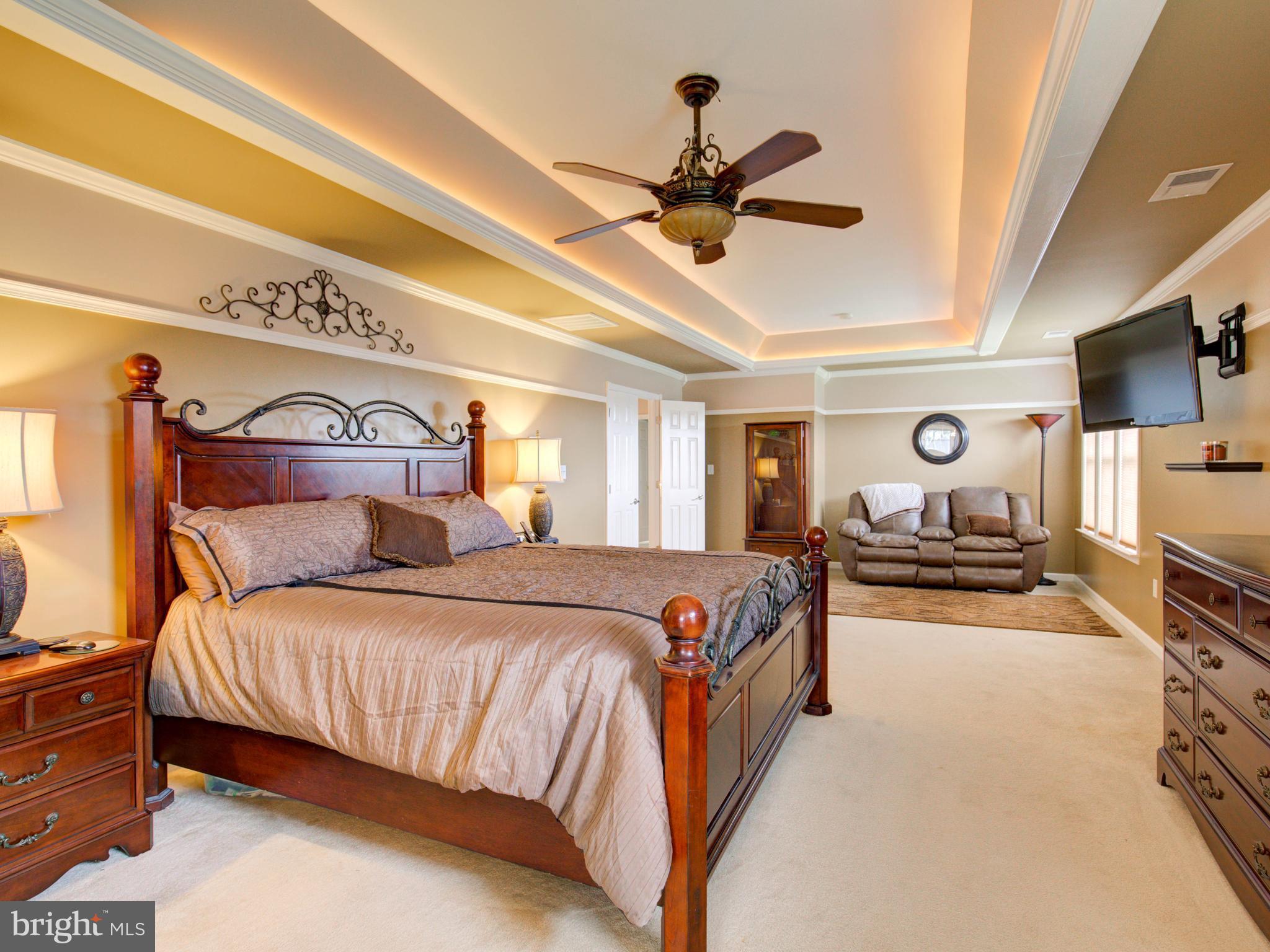 SPRUCE HILL ESTATES - Residential