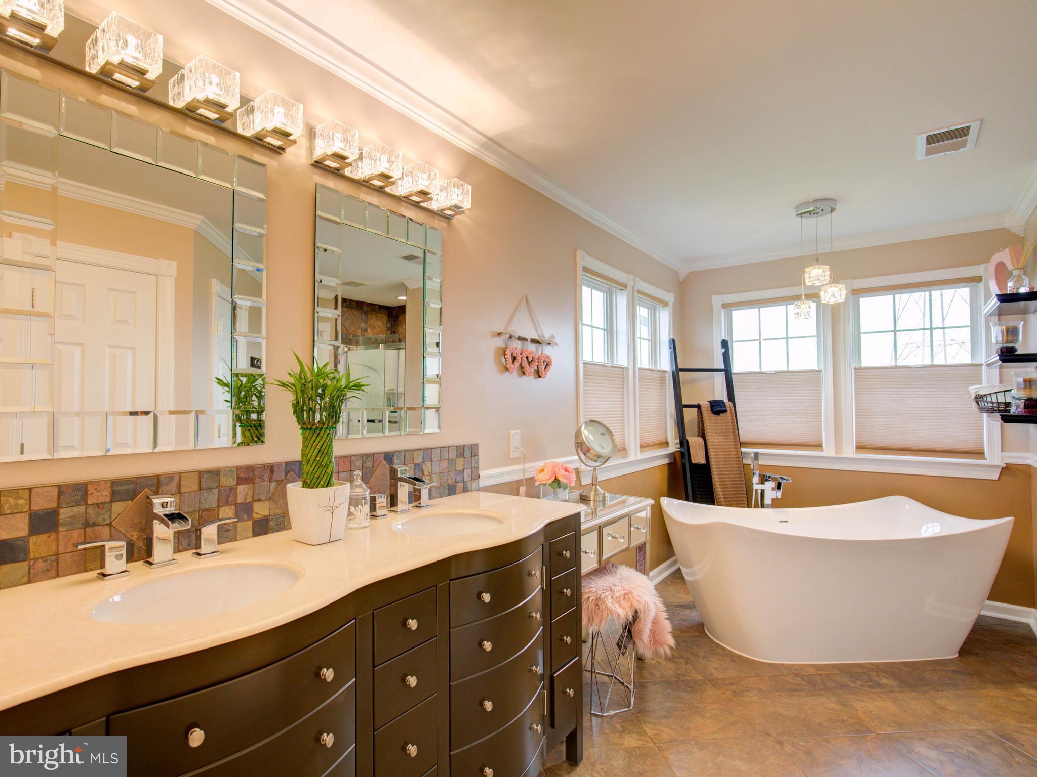 SPRUCE HILL ESTATES - Residential