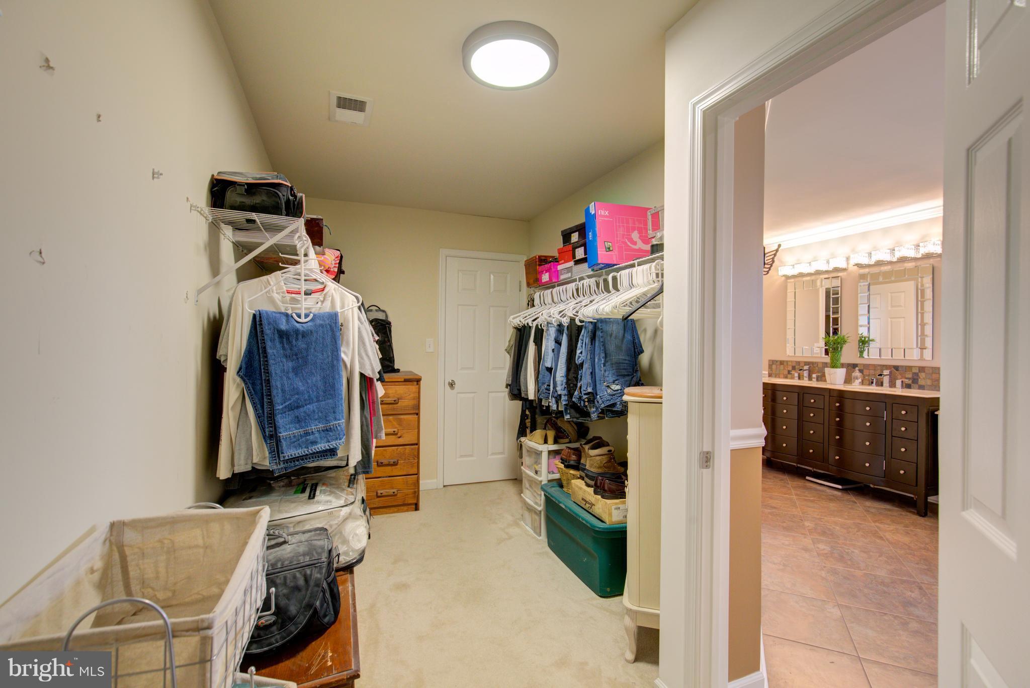 SPRUCE HILL ESTATES - Residential