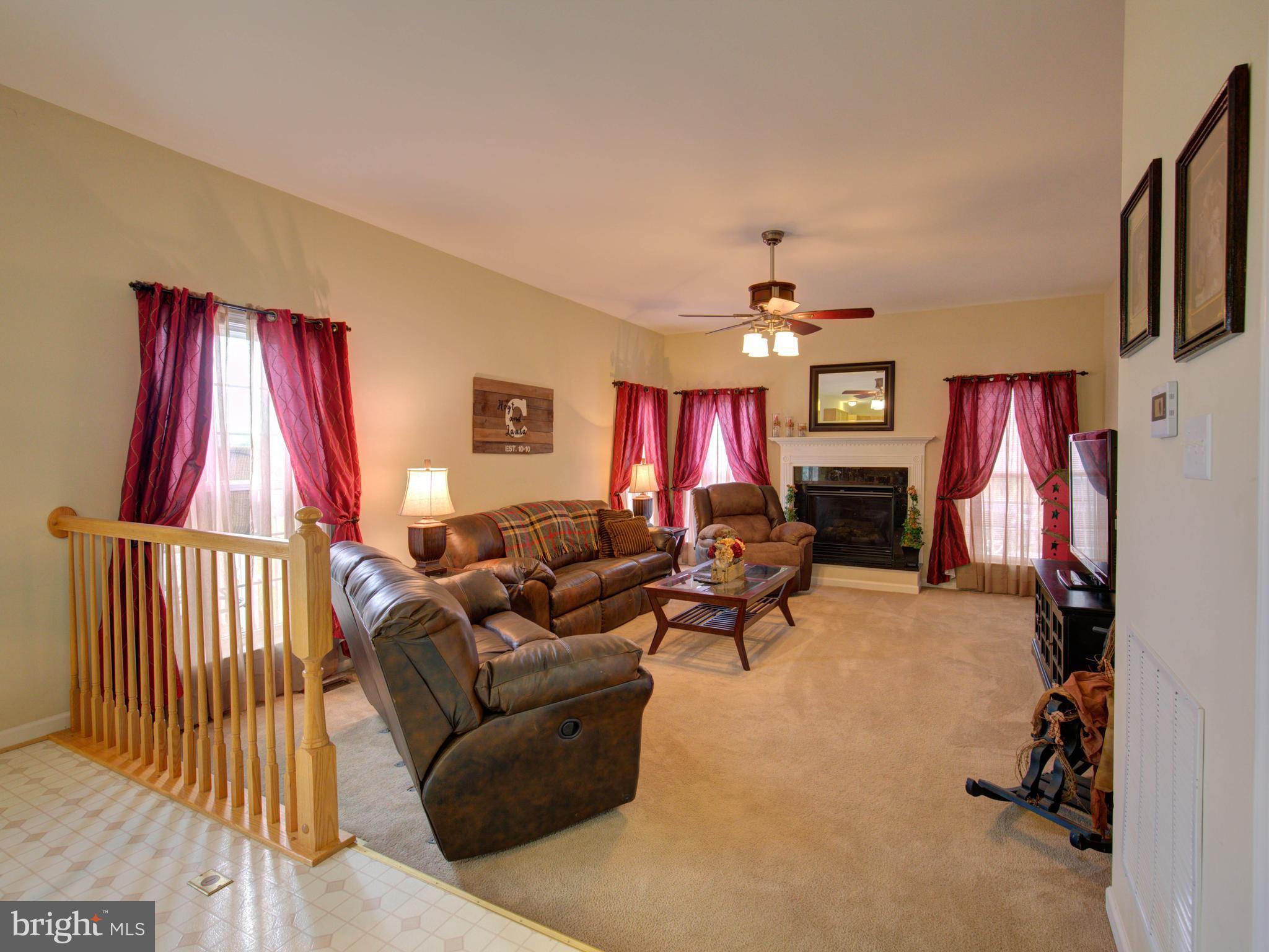 SPRUCE HILL ESTATES - Residential