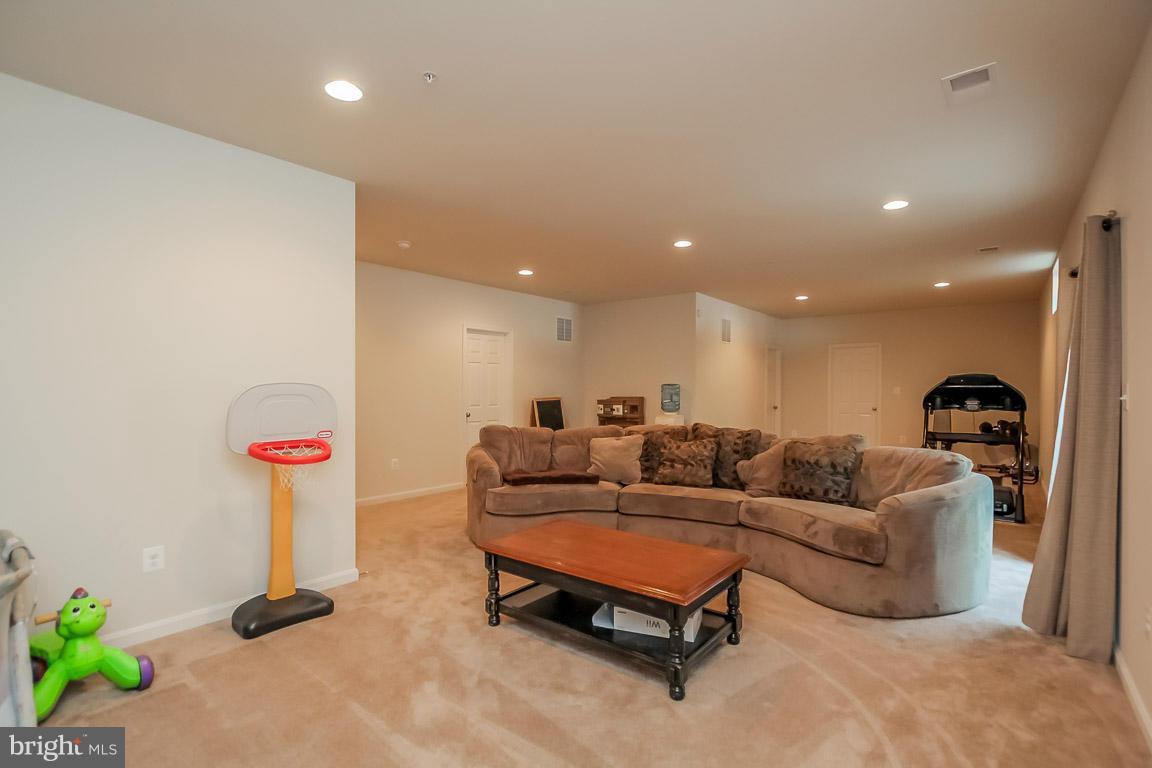 GREENHAVEN RUN - Residential