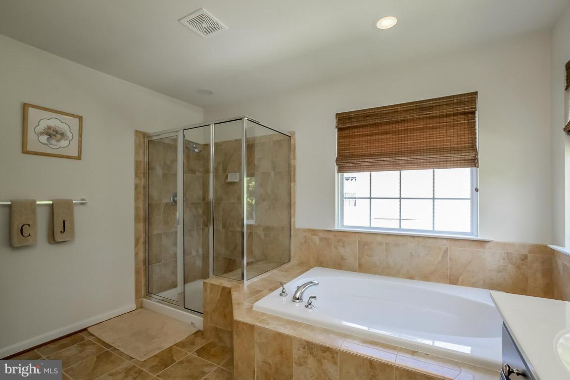 GREENHAVEN RUN - Residential