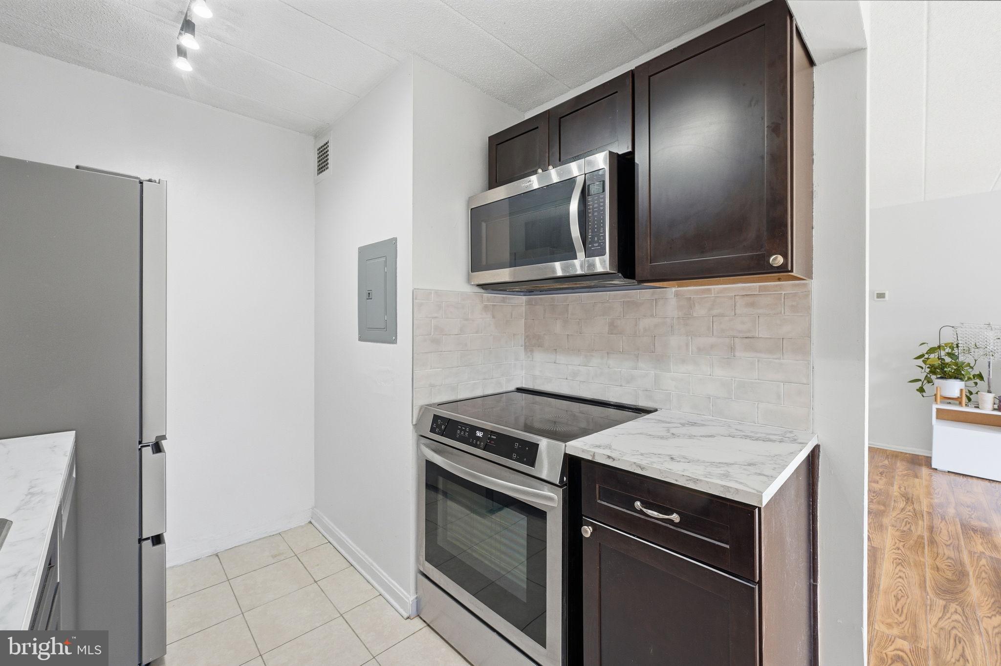 PRESIDENTIAL PARK - Residential