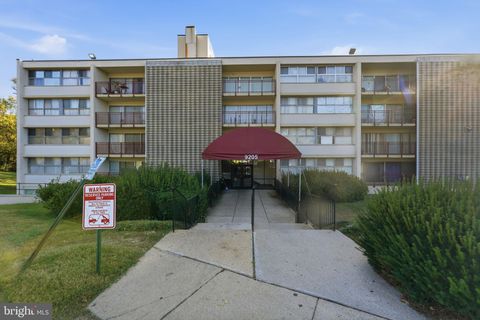 Photo of 9205 New Hampshire Avenue #A-4, SILVER SPRING, MD 20903 (MLS # MDPG2181452)