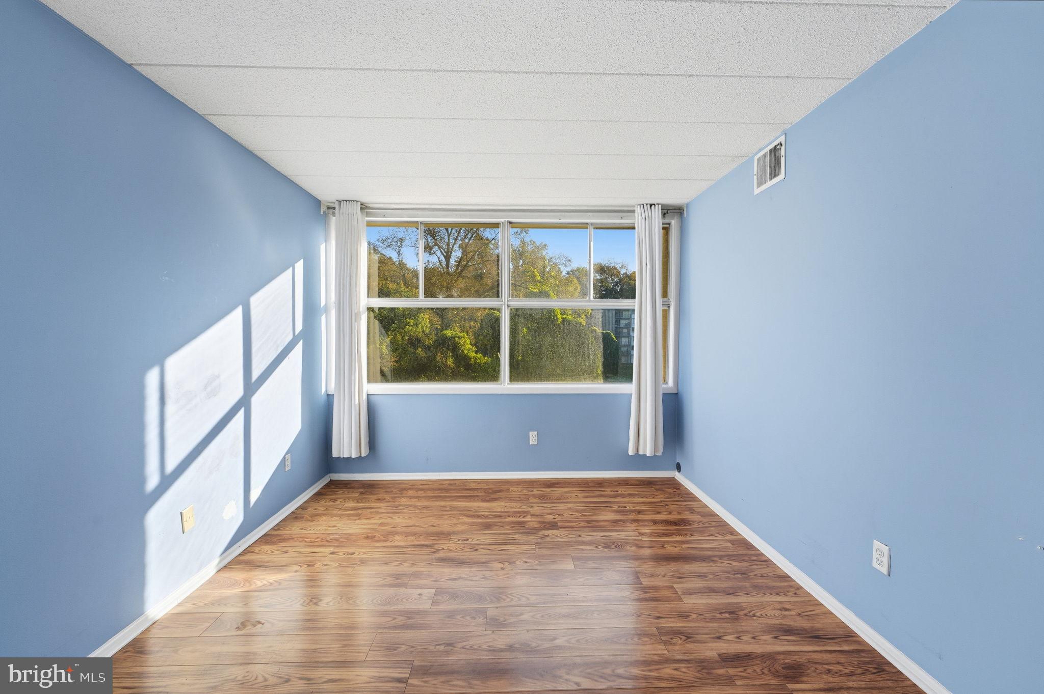 PRESIDENTIAL PARK - Residential