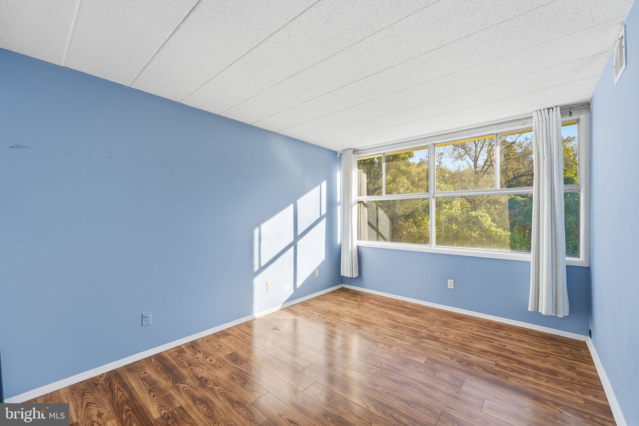 PRESIDENTIAL PARK - Residential