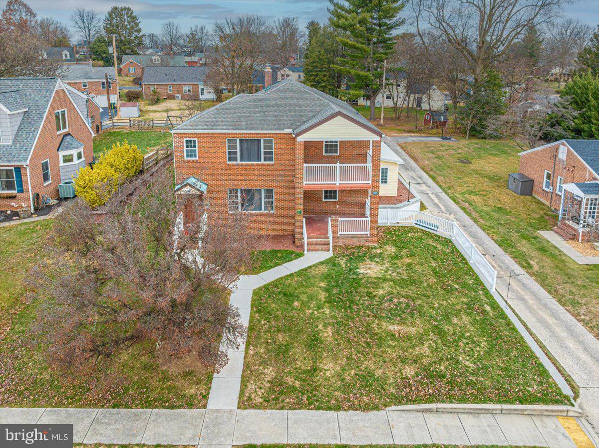 NORTH END - Residential Lease