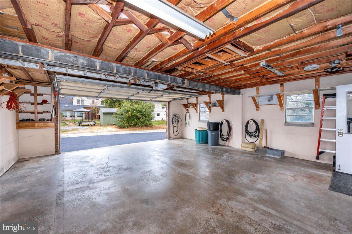 NORTH END - Residential Lease