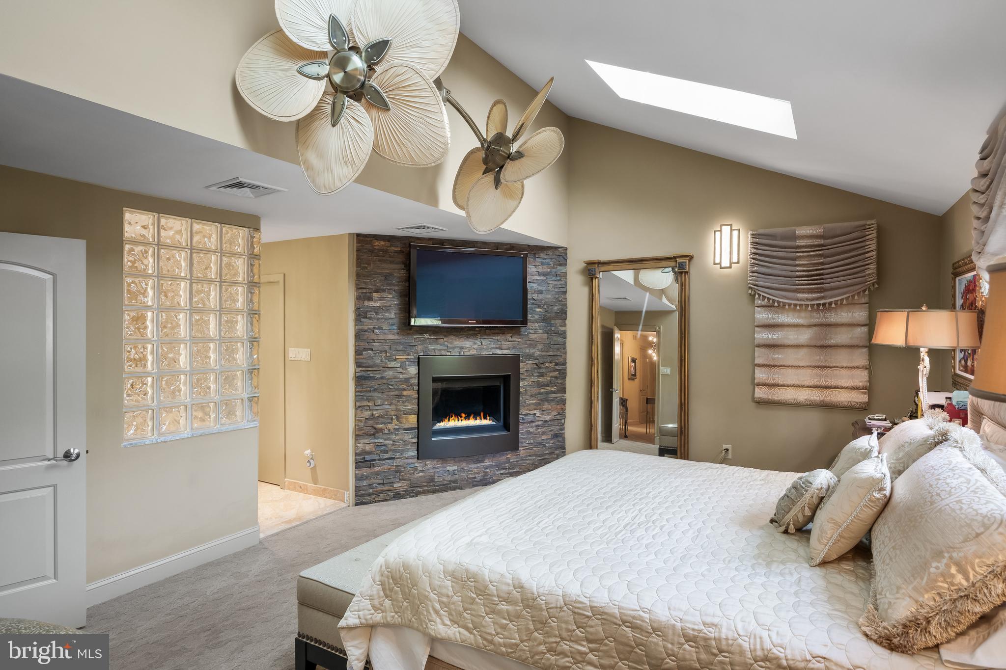 RIDINGS OF FOX RUN - Residential