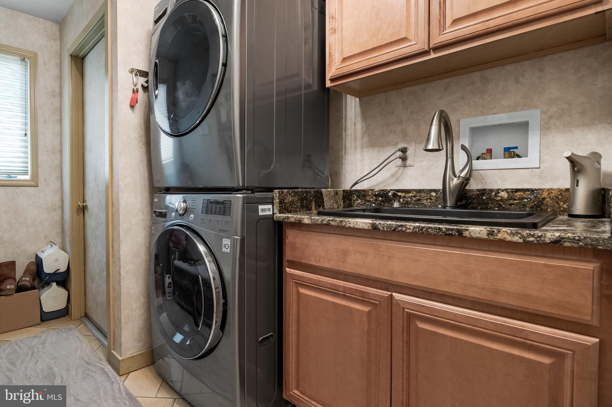 RIDINGS OF FOX RUN - Residential