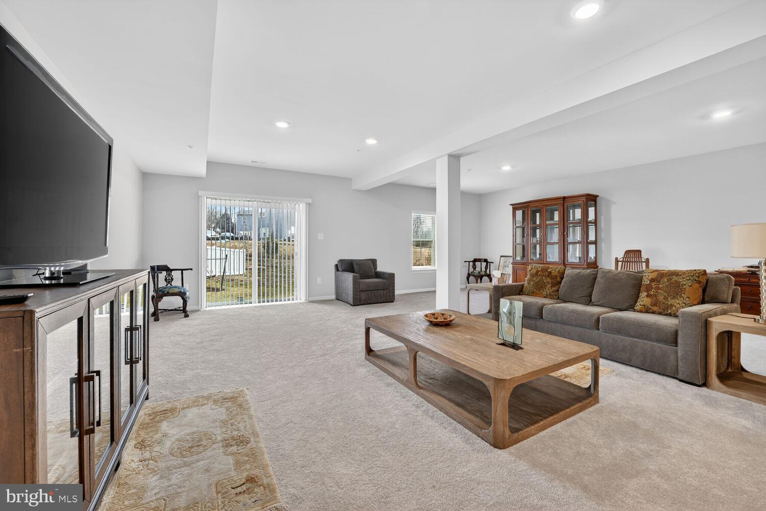 BEECHFIELD MANORS - Residential