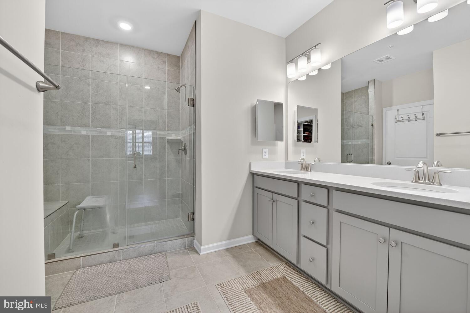 BEECHFIELD MANORS - Residential