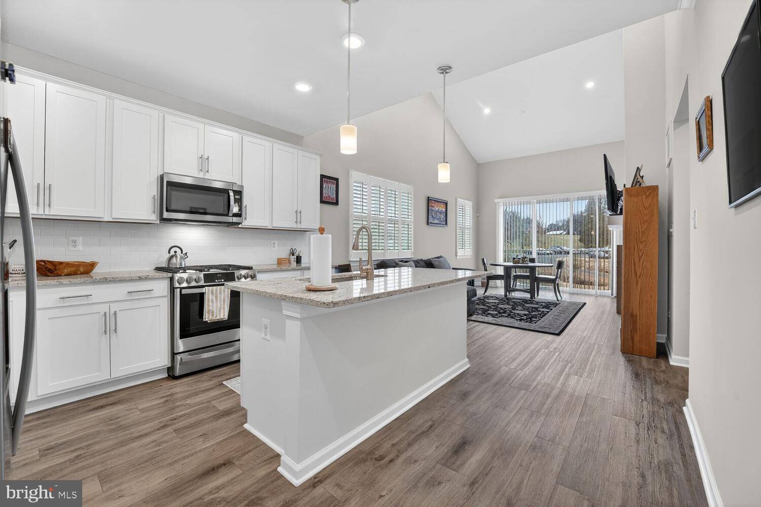 BEECHFIELD MANORS - Residential