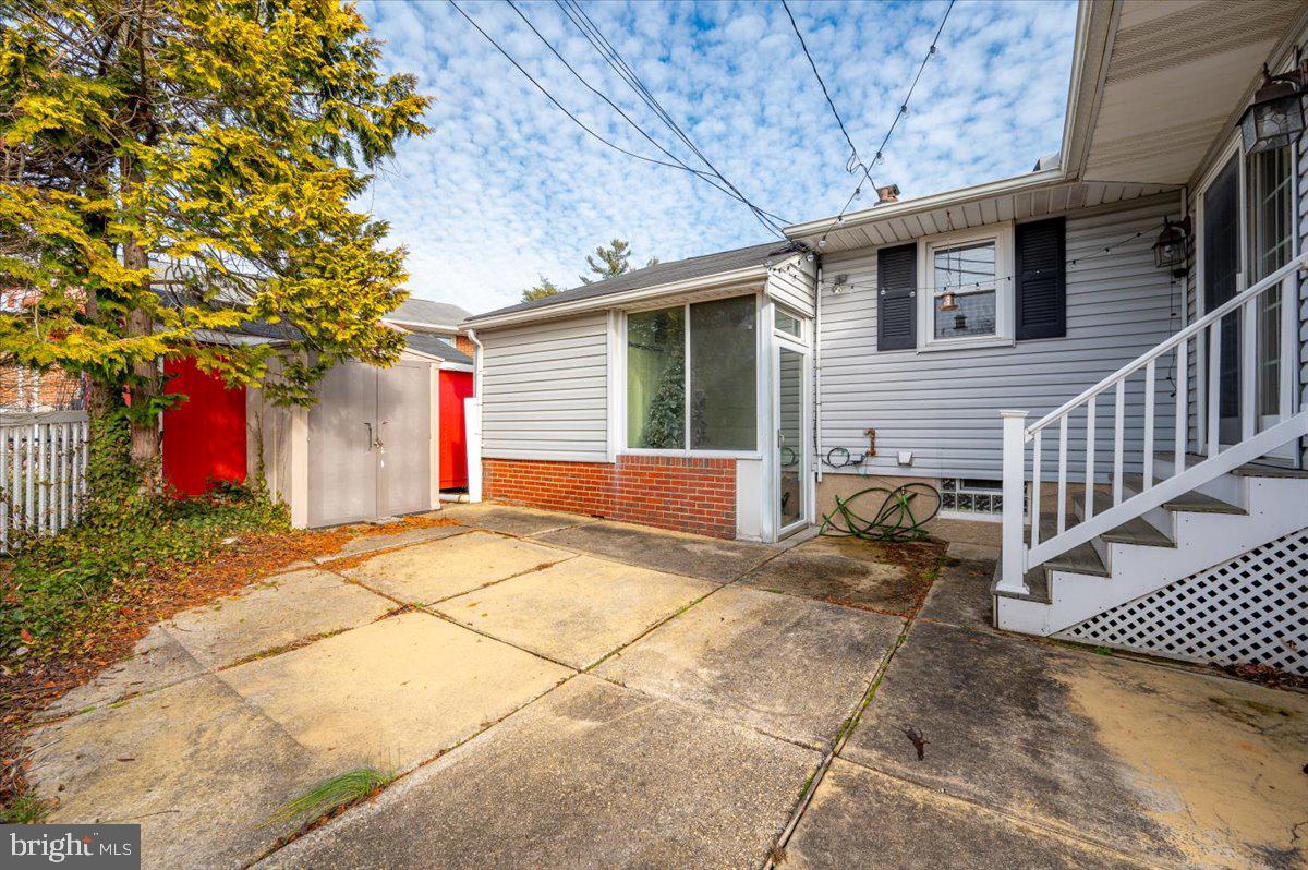 HARWOOD MANOR - Residential