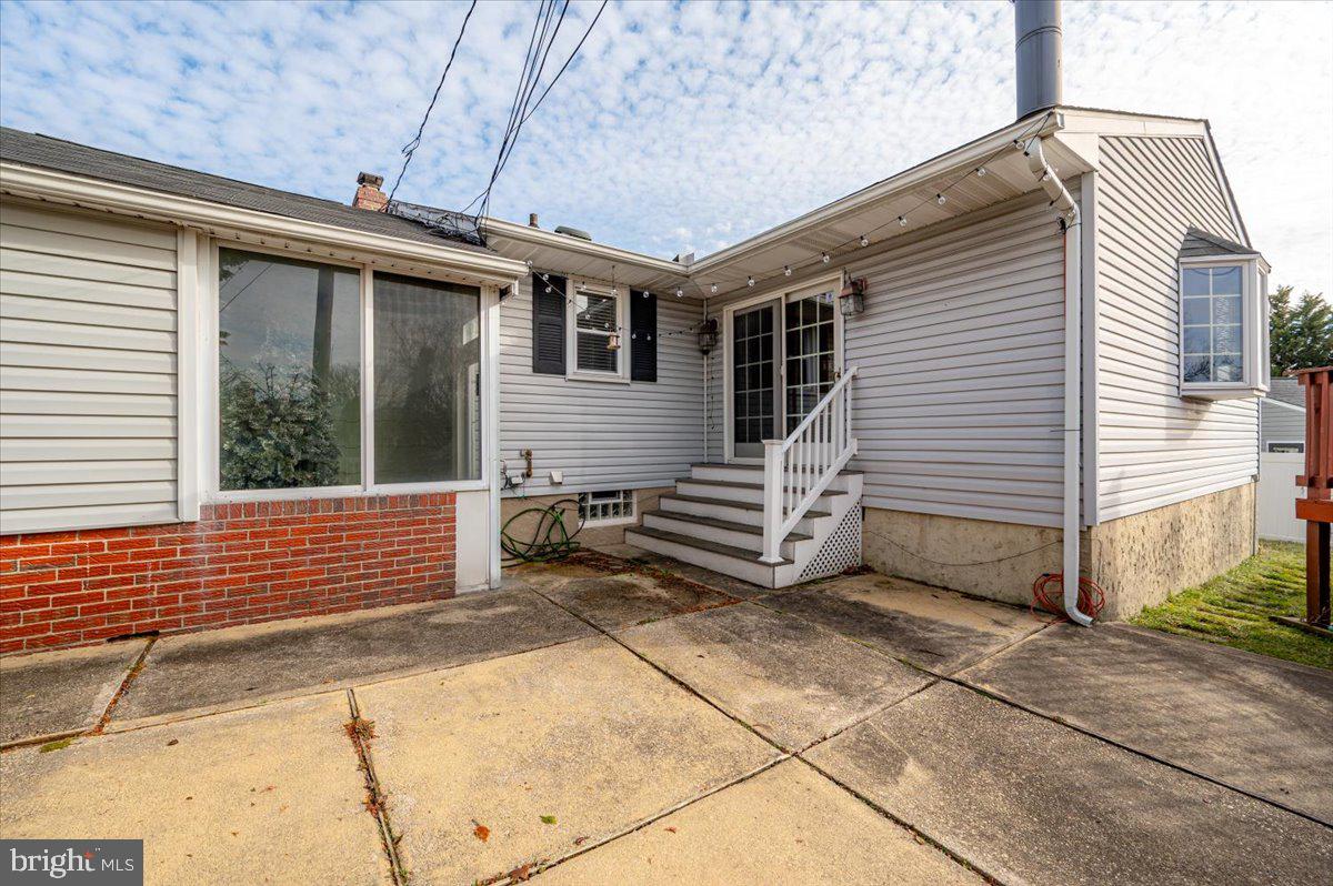 HARWOOD MANOR - Residential