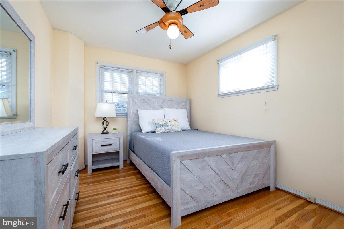 HARWOOD MANOR - Residential