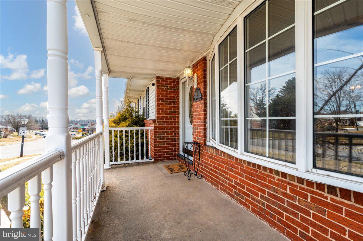 HARWOOD MANOR - Residential