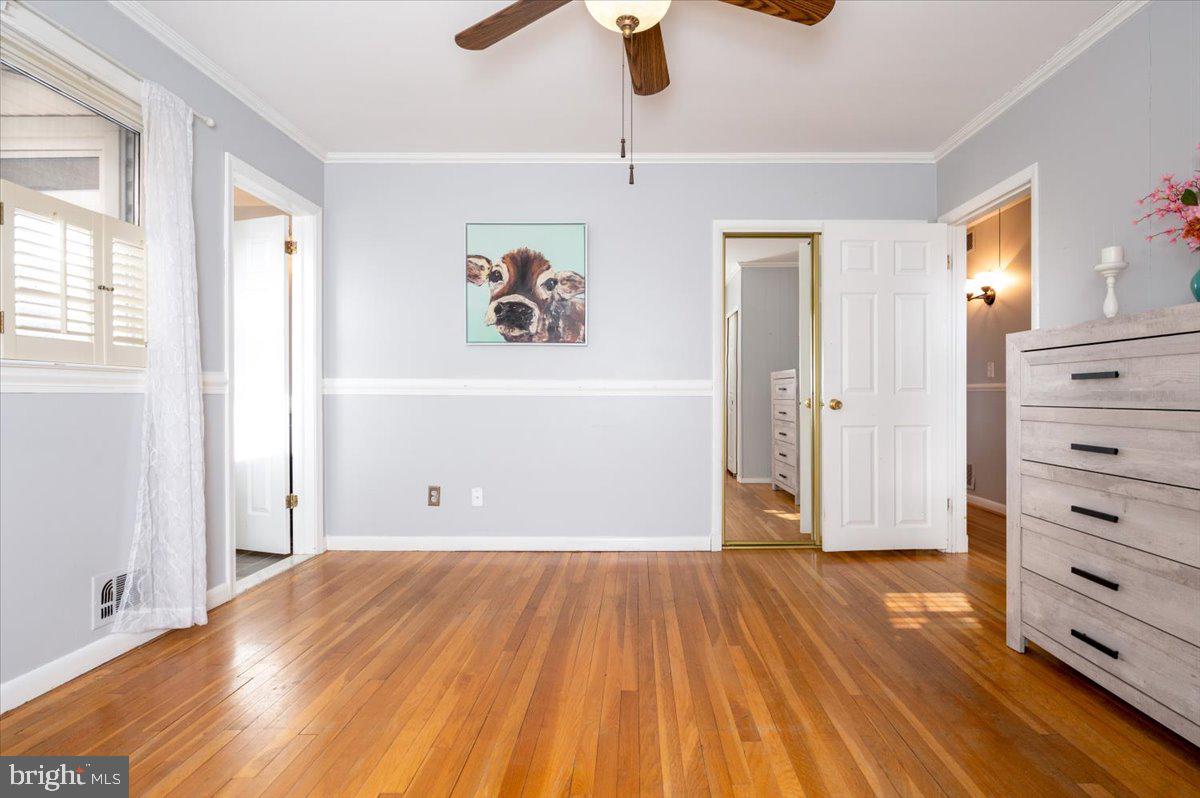 HARWOOD MANOR - Residential