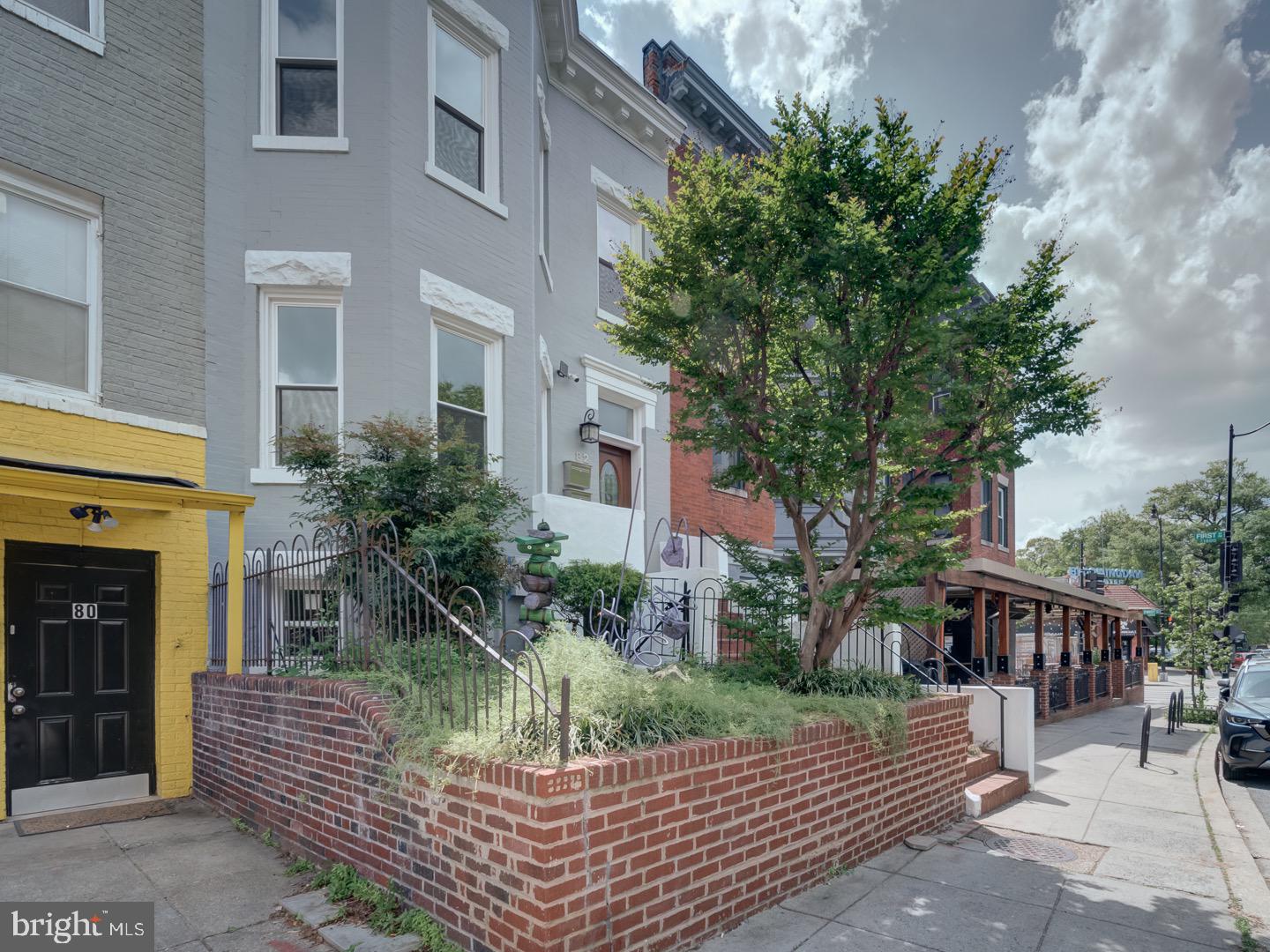 82 T STREET NW 2