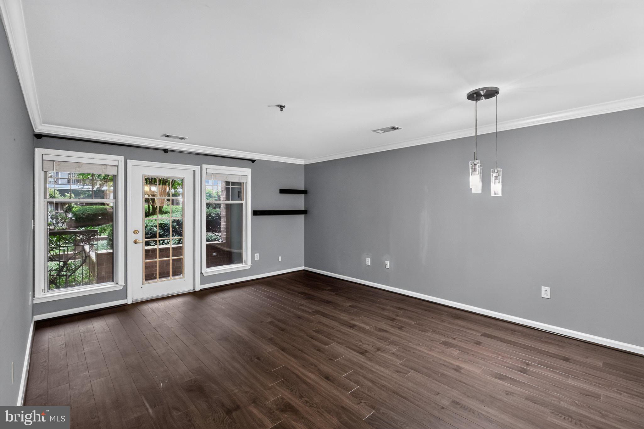 5565 SEMINARY ROAD 110