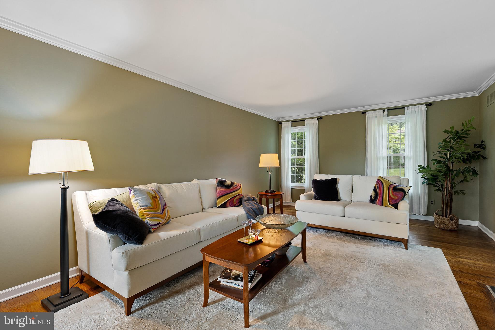 101 BRIDLESHIRE COURT