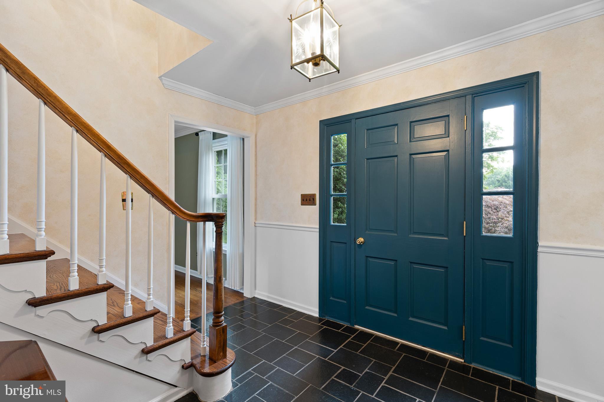 101 BRIDLESHIRE COURT