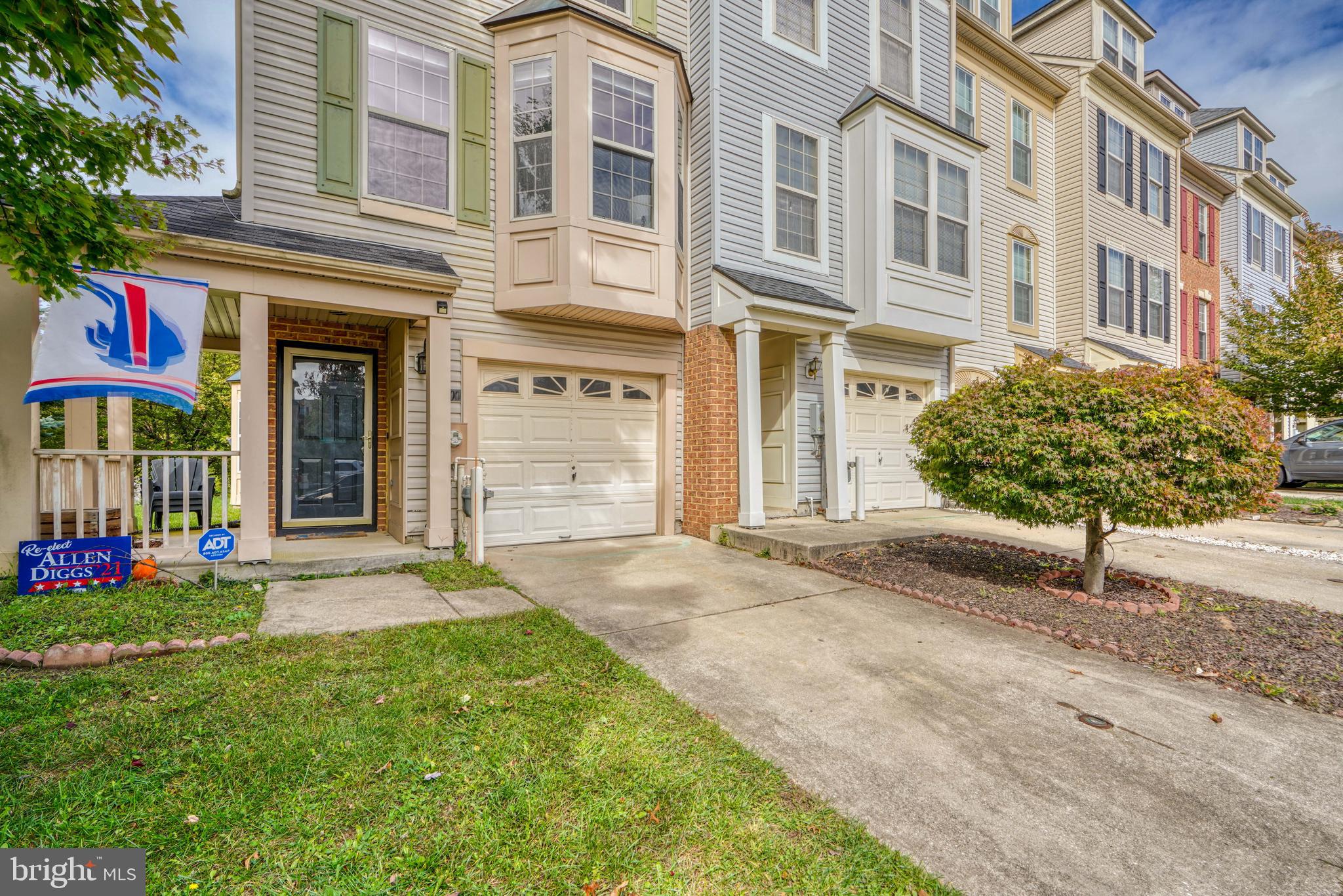 NEWTOWN - Residential