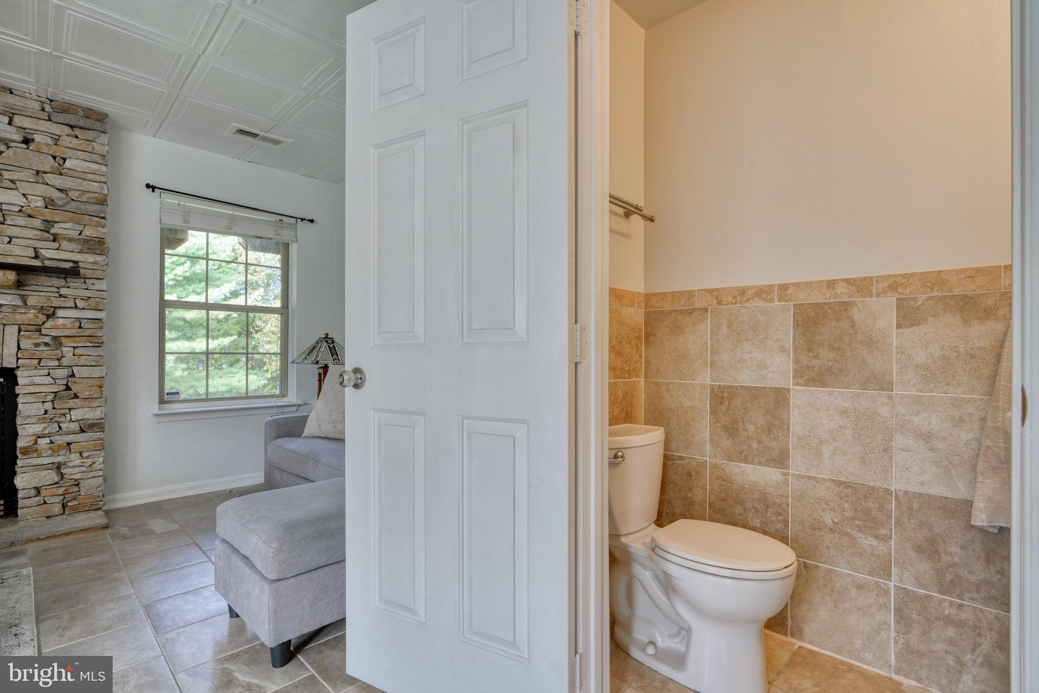 NEWTOWN - Residential