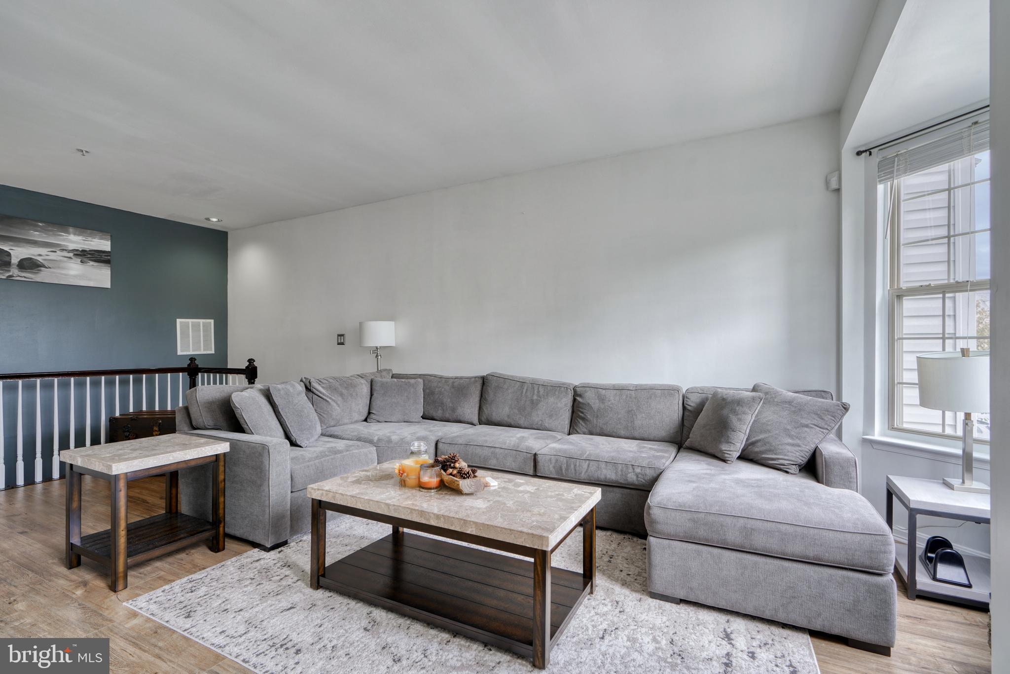 NEWTOWN - Residential