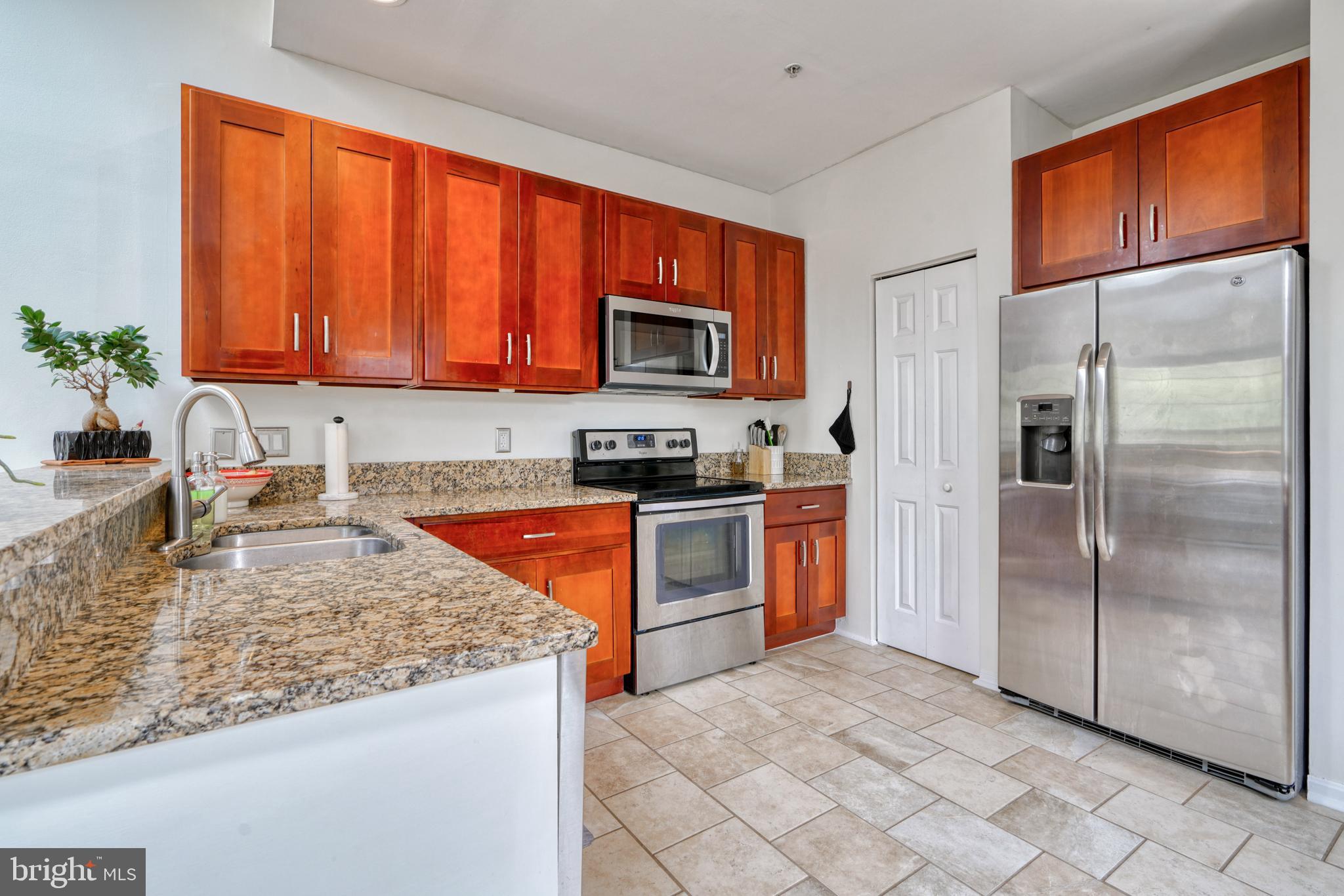 NEWTOWN - Residential