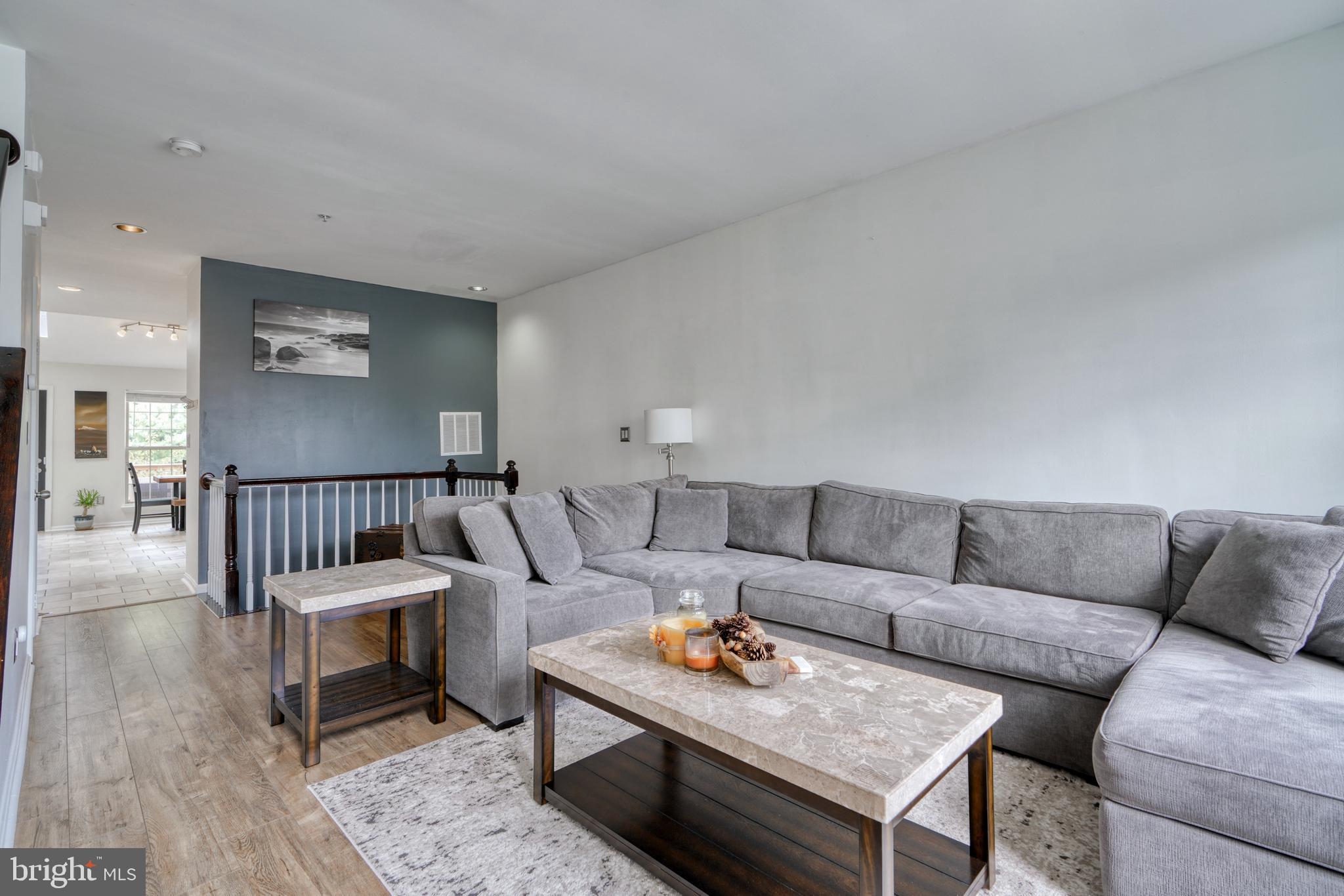 NEWTOWN - Residential