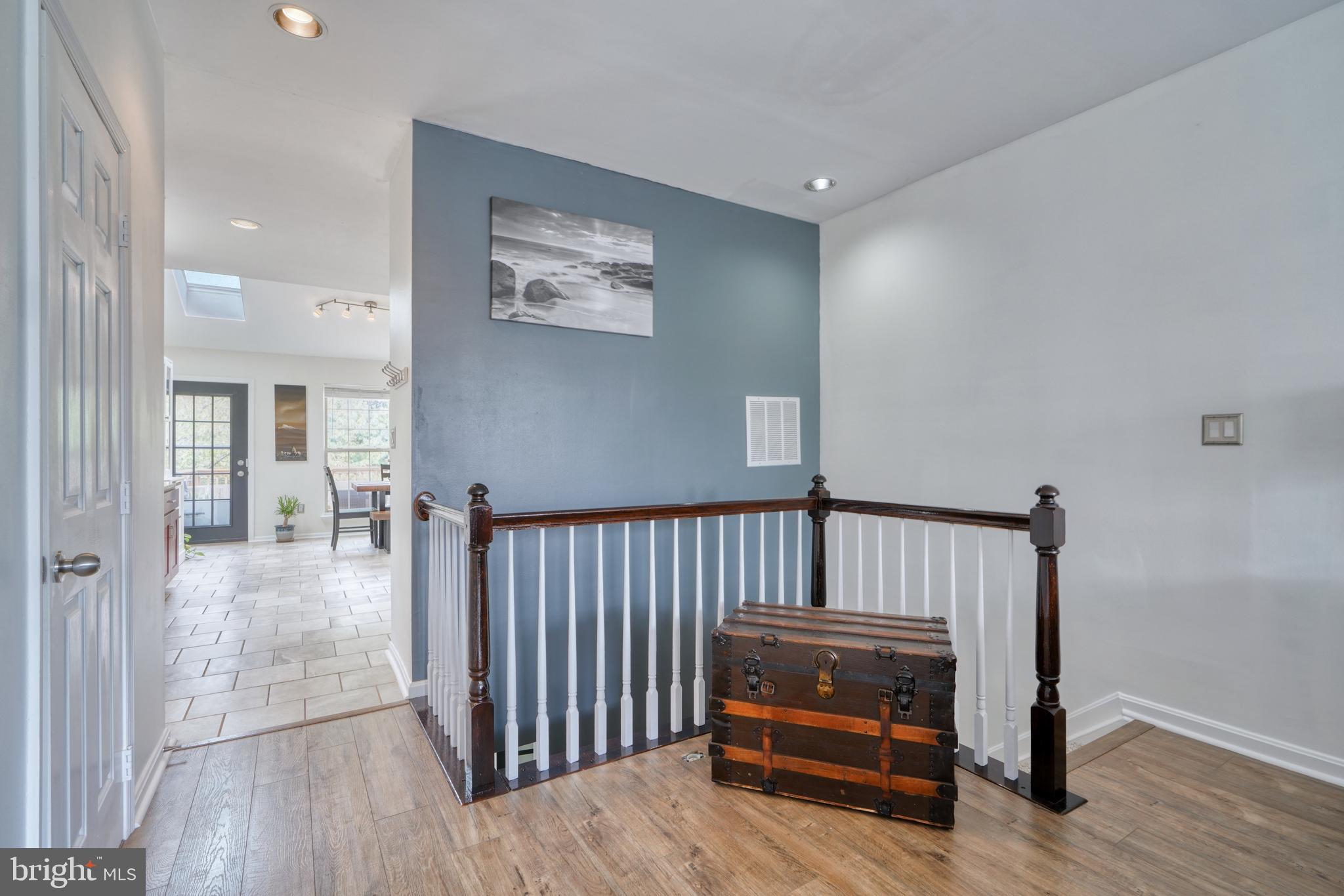 NEWTOWN - Residential