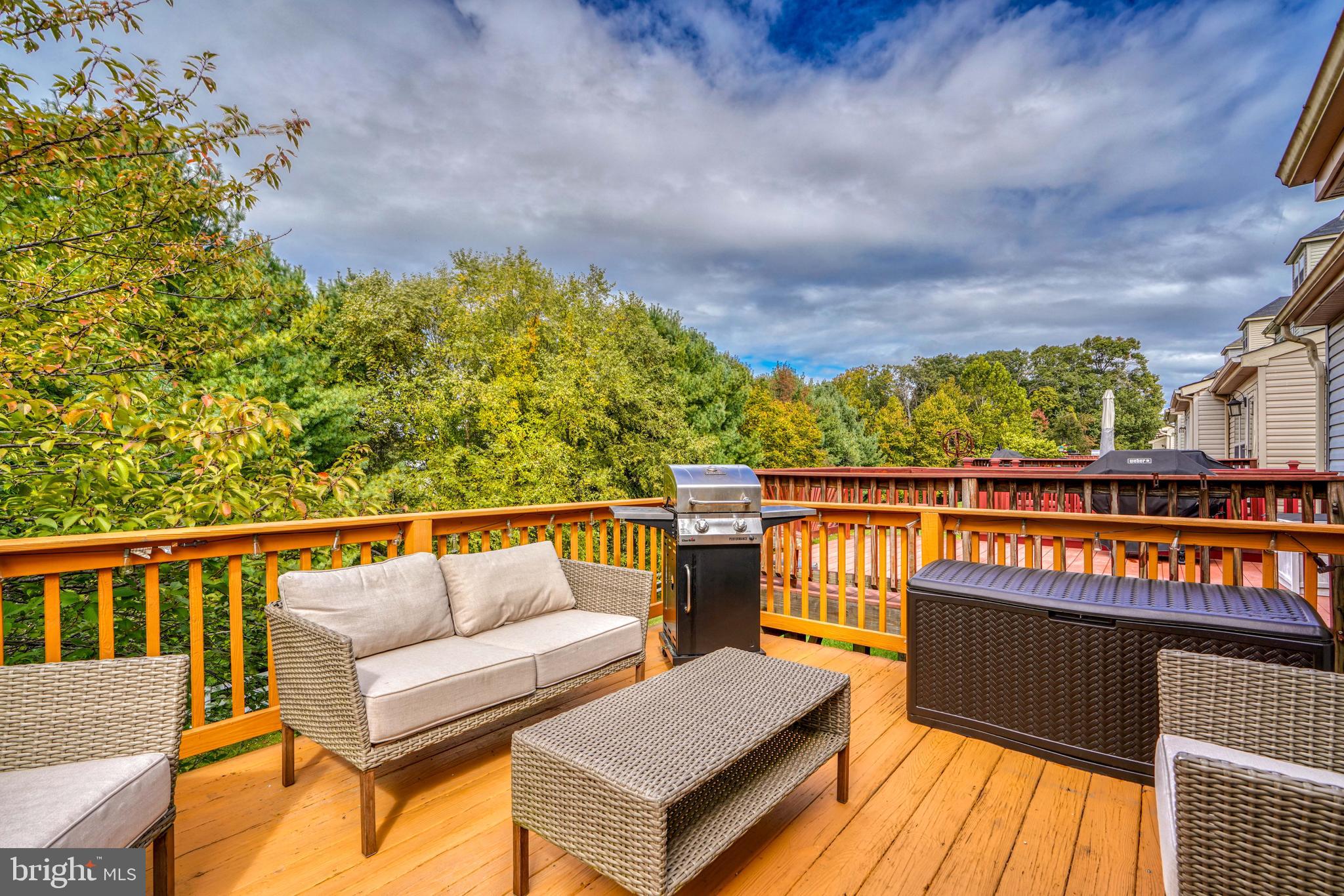 NEWTOWN - Residential