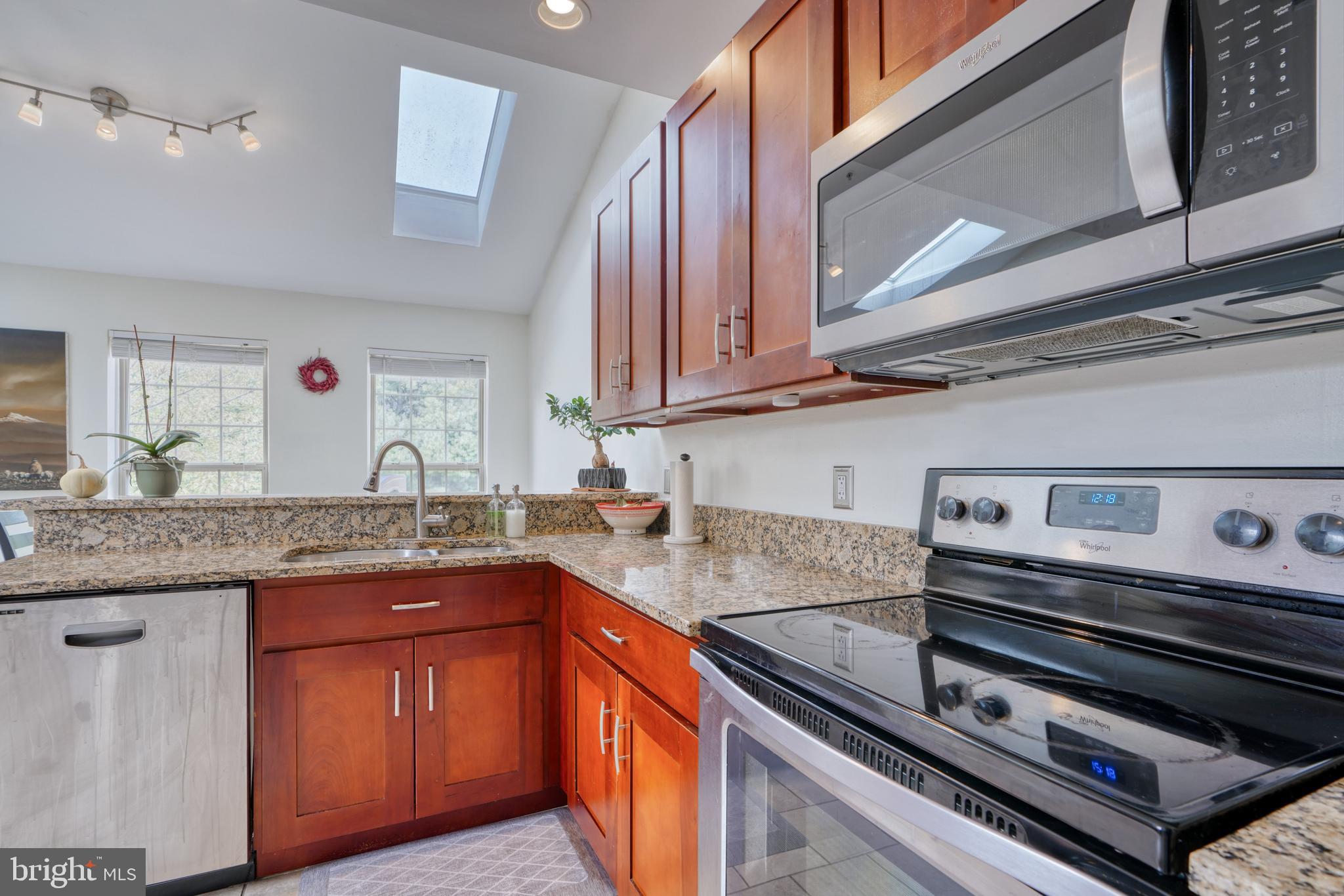 NEWTOWN - Residential