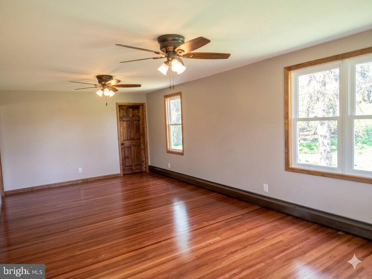 GRANTSVILLE - Residential